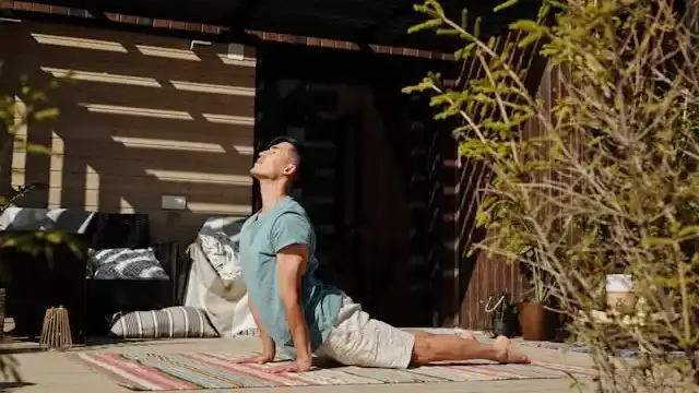 Segunda Variante de Surya Namaskar